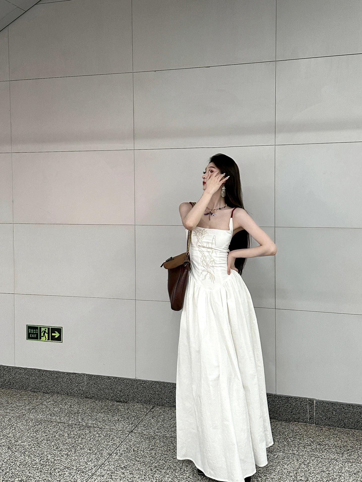 Women's Strap Dress Waist-cinching And Figure-flattering