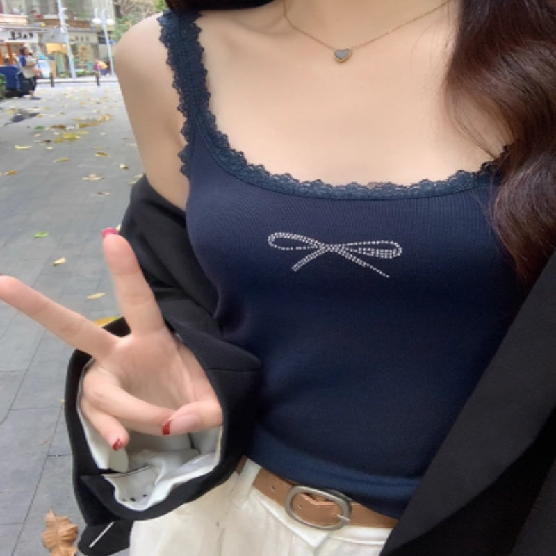 Women's Lace Suspender With Bow Design