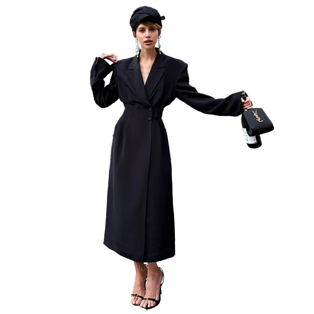 AutumnWinter Women's Fitted And Lengthened Blazer With Defined Waist